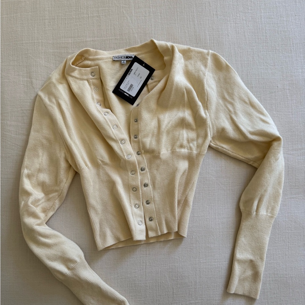 ❌SOLD❌Fashion Nova Light Cream Cardigan
